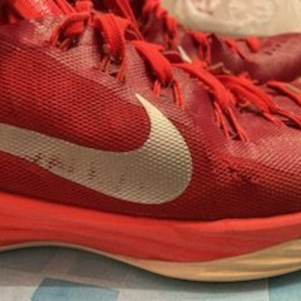 Men's red NIke athletic/B-Ball shoes size 12. Used in decent condition. - Picture 7 of 7